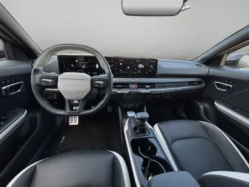 Car image 40