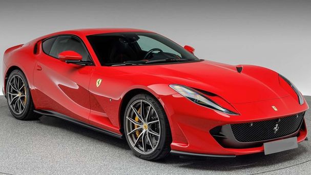 Ferrari 812 Superfast 588 kW image number 3