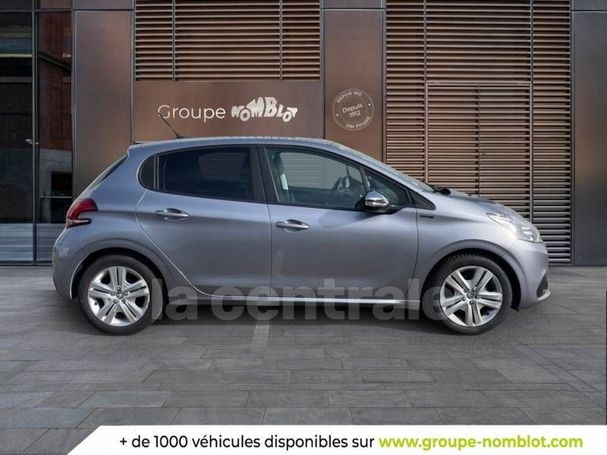 Peugeot 208 PureTech 82 Signature 61 kW image number 4