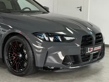 Car image 30