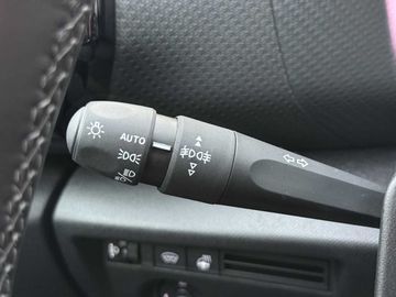 Car image 29