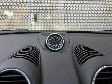 Car image 33