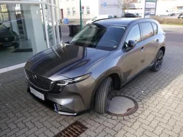 Car image 26