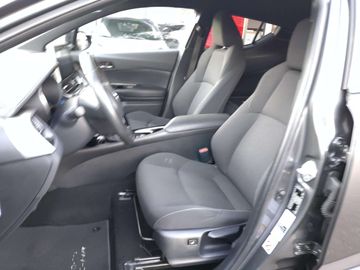 Car image 11