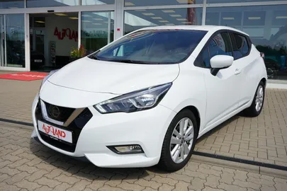 Car image 32
