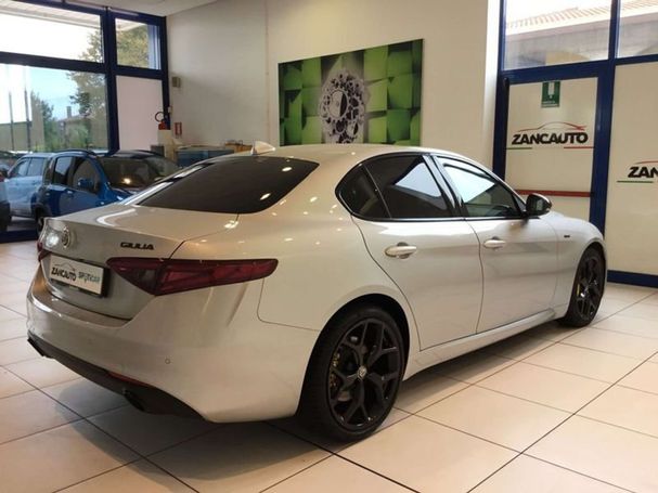 Alfa Romeo Giulia 2.0 Turbo AT8 148 kW image number 8