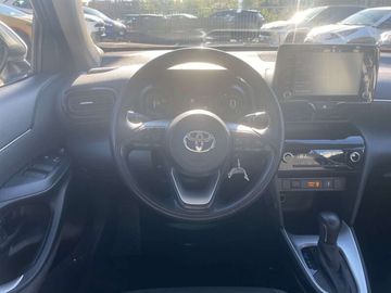 Car image 13