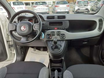 Car image 11