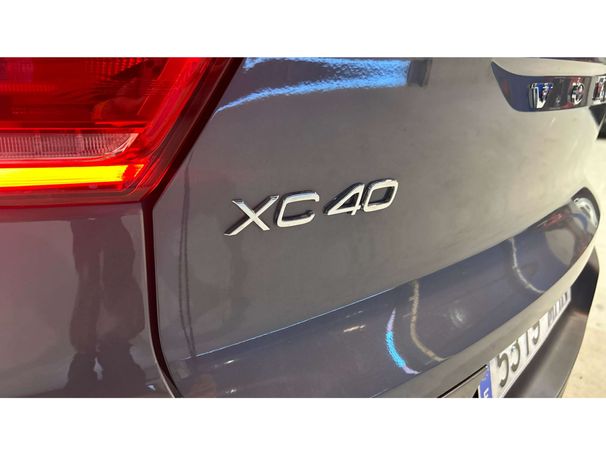 Volvo XC40 T2 Core 95 kW image number 41