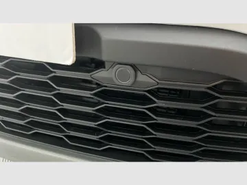 Car image 47