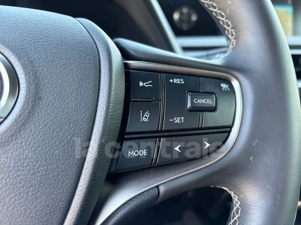 Lexus UX 135 kW image number 21