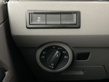 Car image 36