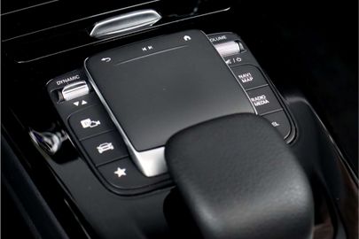 Car image 31