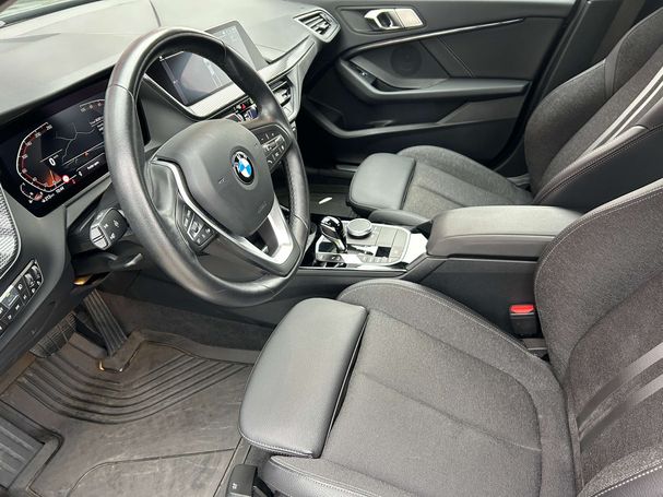 BMW 120i M Sport 131 kW image number 13