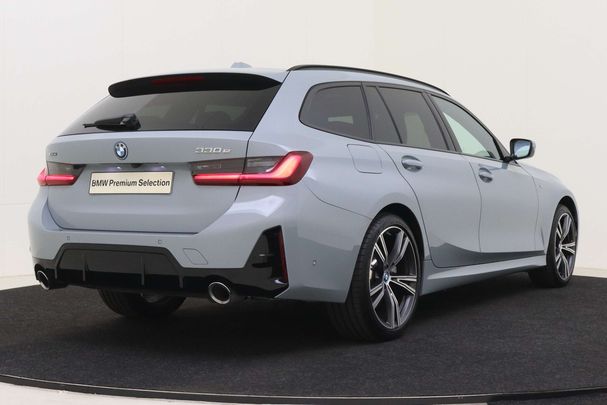 BMW 330 e Touring xDrive 215 kW image number 3