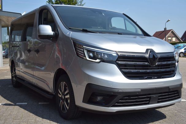 Renault Trafic Blue dCi 170 125 kW image number 4