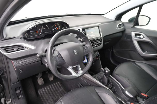 Peugeot 2008 PureTech 61 kW image number 4