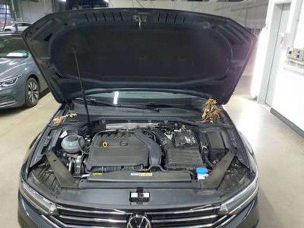 Volkswagen Passat Variant 1.5 TSI Business DSG 110 kW image number 6