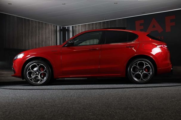 Alfa Romeo Stelvio 2.0 B-Tech 206 kW image number 34