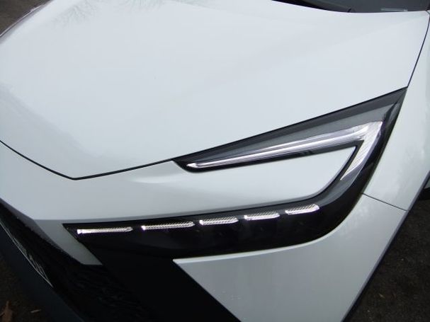 Toyota C-HR 2.0 Hybrid 145 kW image number 15