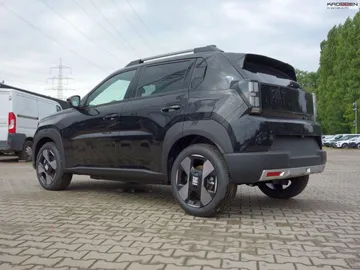 Car image 30