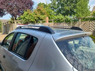 Car image 22