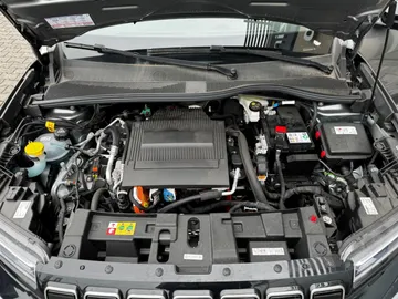 Car image 36