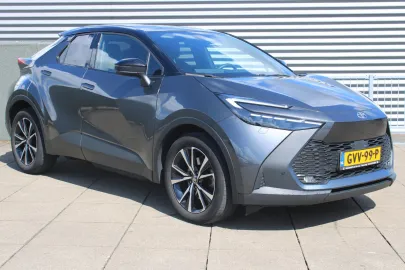 Car image 2