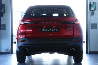 Car image 5