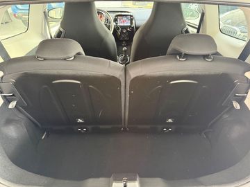 Car image 24