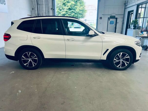 BMW X3 xDrive 120 kW image number 2