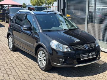 Car image 16
