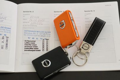 Car image 37