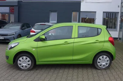 Car image 4