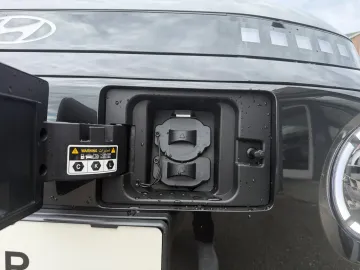 Car image 33