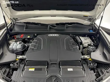 Car image 35