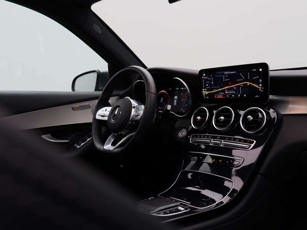 Mercedes-Benz GLC 300 de 4Matic 225 kW image number 36