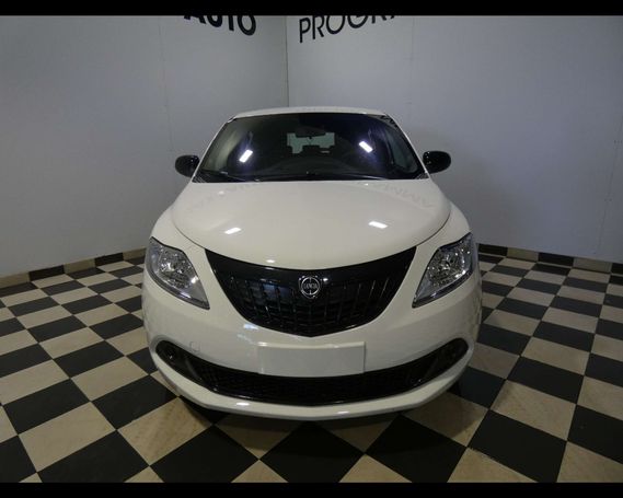 Lancia Ypsilon 51 kW image number 3