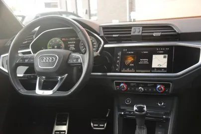 Car image 45