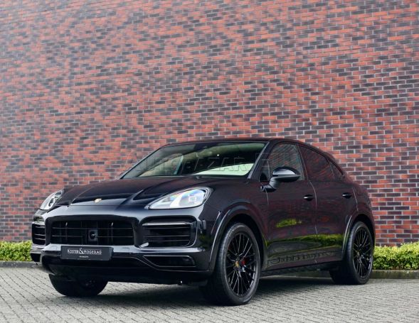 Porsche Cayenne Coupé E-Hybrid 340 kW image number 1