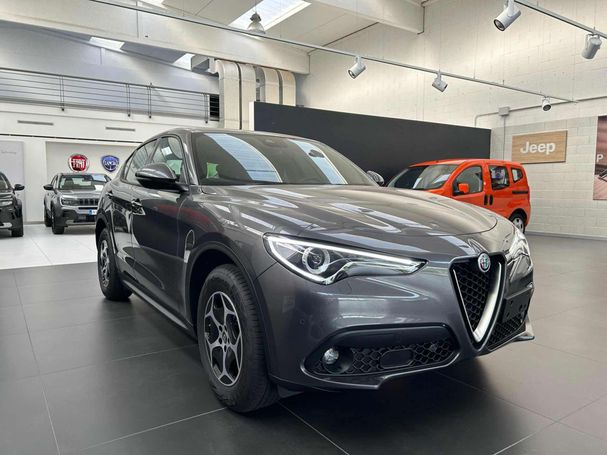 Alfa Romeo Stelvio 2.2 Diesel AT8 Q4 Super 140 kW image number 2