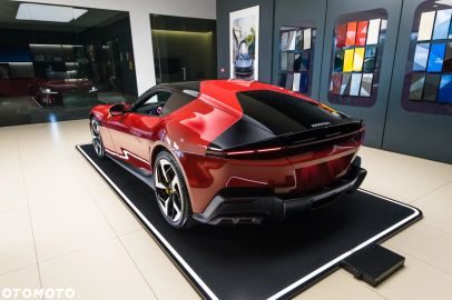 Car image 32