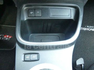 Car image 30