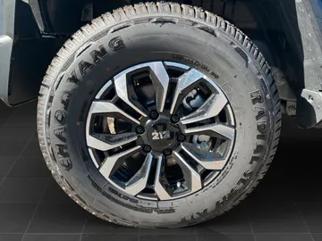 Car image 31