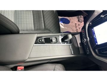 Car image 36