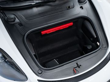 Car image 46