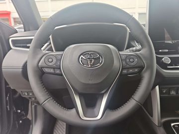 Car image 11