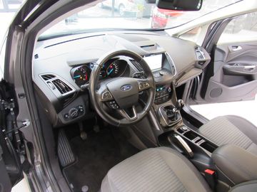 Car image 12