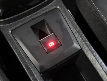 Car image 37