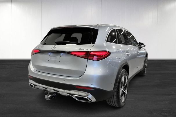 Mercedes-Benz GLC 300 e Avantgarde Plus 230 kW image number 4